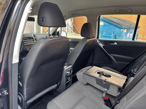 Used 2014 Volkswagen Tiguan S AWD/4WD image 34