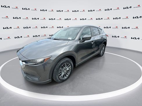 Used 2019 MAZDA CX-5 Touring image 4