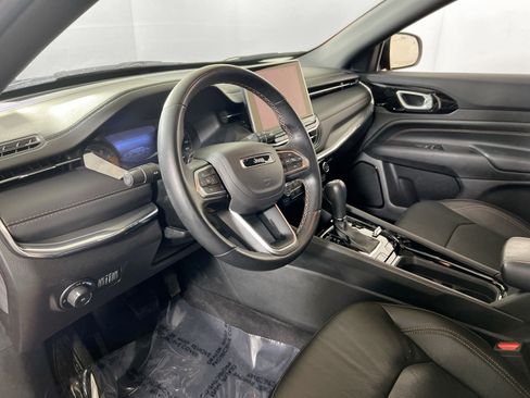 Used 2022 Jeep Compass Limited AWD/4WD image 9