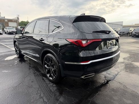 Used 2024 Acura MDX SH-AWD w/ Technology Package image 9