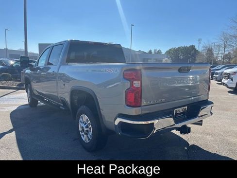 Used 2025 Chevrolet Silverado 2500 LT w/ Convenience Package image 8