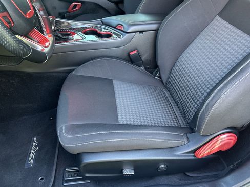 Used 2020 Dodge Challenger SRT Hellcat image 10