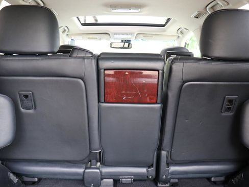 Used 2015 Lexus LX 570 4WD image 47
