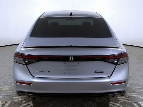 Used 2023 Honda Accord Sport image 8