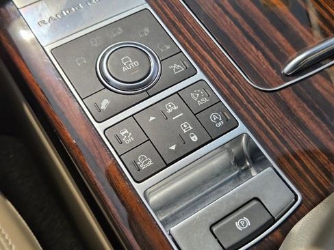 Used 2016 Land Rover Range Rover Supercharged image 28