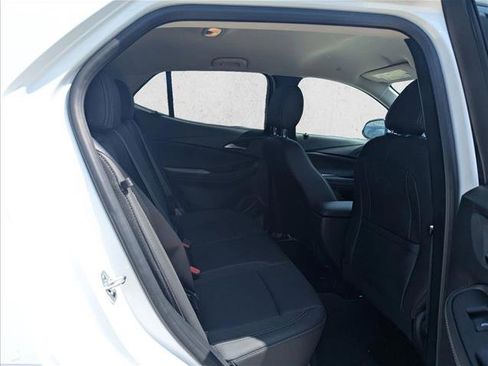 Used 2025 Buick Encore GX Preferred image 18