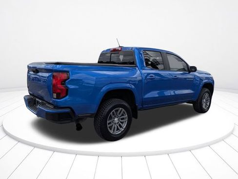 Used 2023 Chevrolet Colorado LT w/ LT Convenience Package II RWD image 3