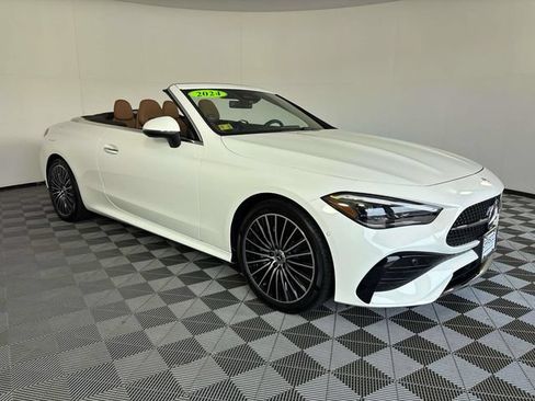 Used 2024 Mercedes-Benz CLE 300 4MATIC Cabriolet image 30