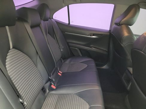 Used 2021 Toyota Camry SE w/ Carpet Mat Package (TMS) FWD image 19