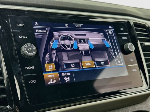 Used 2023 Volkswagen Atlas Cross Sport SE FWD image 15