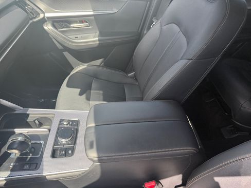 Certified 2024 MAZDA CX-90 Plug-In Hybrid w/ Preferred AWD/4WD image 14