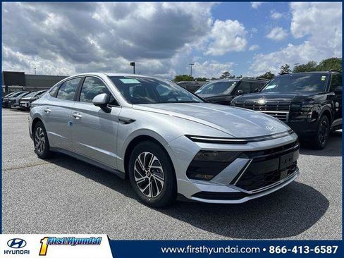 New 2026 Hyundai Sonata Blue FWD image 1