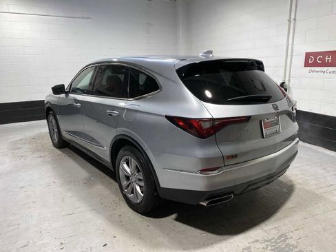 Used 2023 Acura MDX SH-AWD image 4