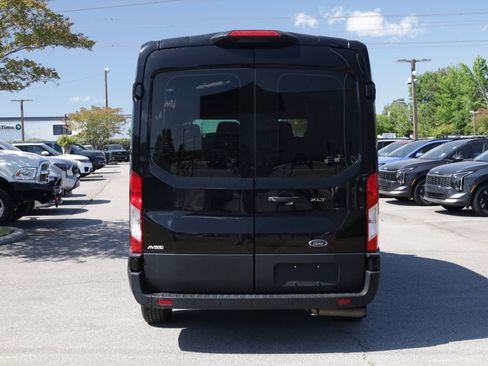 Used 2023 Ford Transit 350 XLT RWD image 4