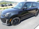 Used 2023 Kia Soul LX w/ LX Technology Package image 6