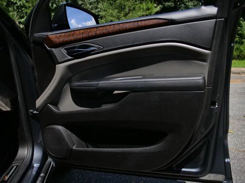 Used 2011 Cadillac SRX Luxury FWD image 40