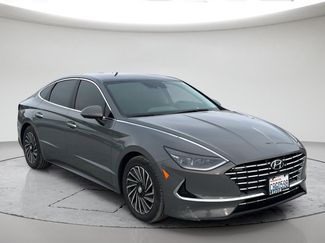 Used 2022 Hyundai Sonata Limited w/ Cargo Package FWD video 1