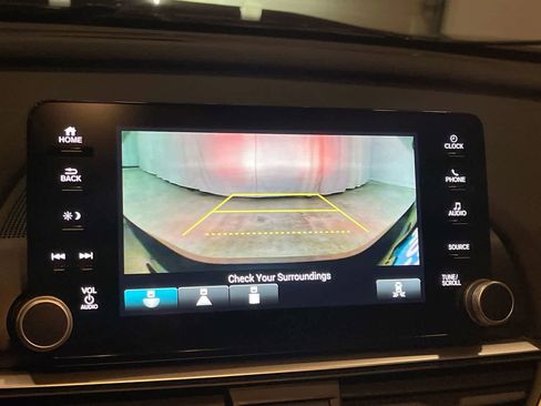 Used 2019 Honda Accord EX-L image 17