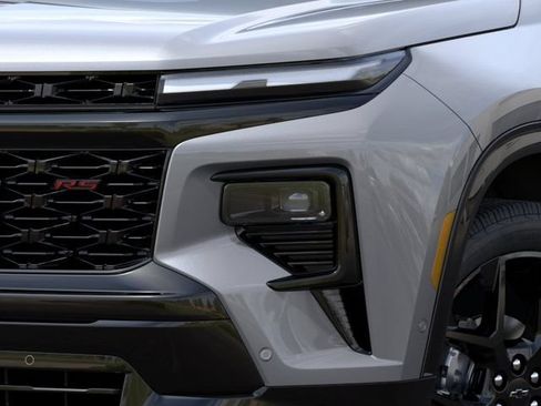 New 2026 Chevrolet Traverse RS w/ LPO, Floor Liner Package FWD image 10
