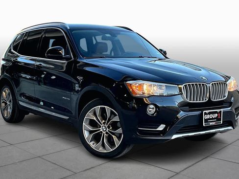 Used 2017 BMW X3 xDrive28i image 2