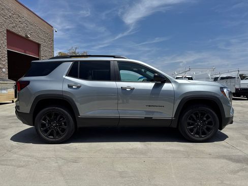 Used 2026 GMC Terrain Elevation w/ Black Edition AWD/4WD image 7