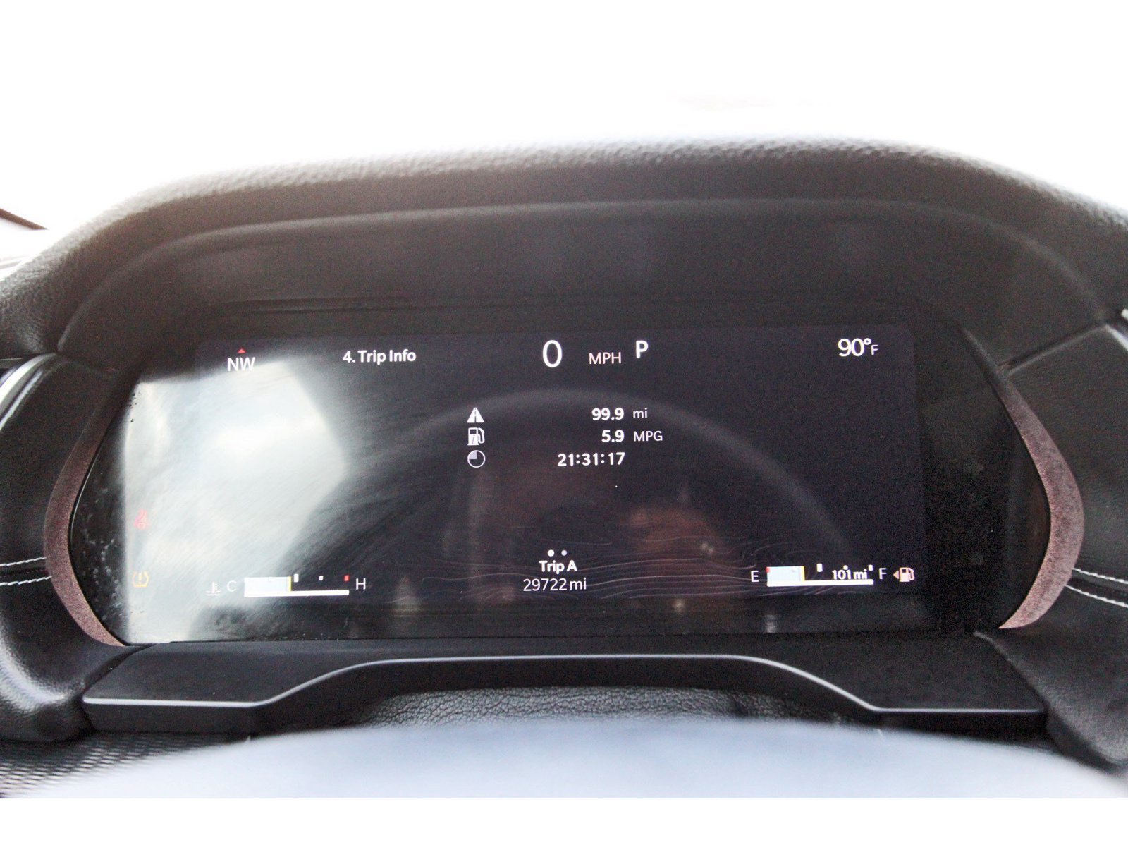 Used 2024 Jeep Grand Cherokee Altitude RWD image 17