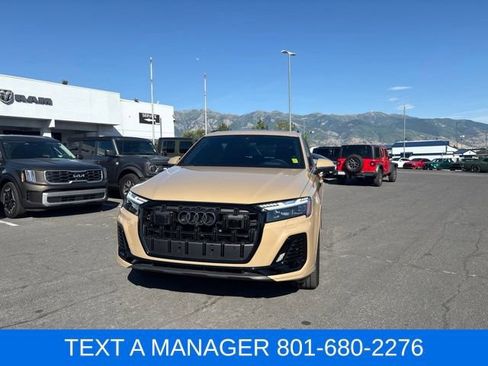 Used 2025 Audi Q7 3.0T Prestige w/ Prestige Package AWD/4WD image 3