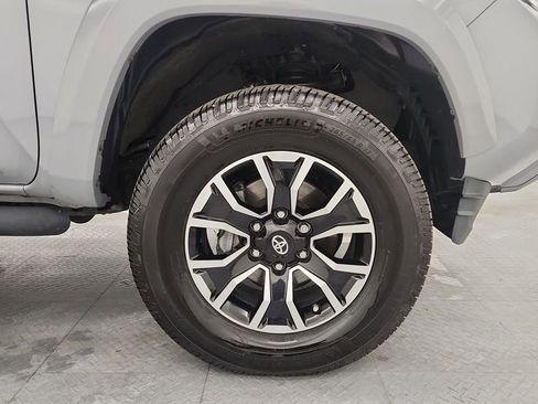 Used 2021 Toyota Tacoma TRD Sport image 27