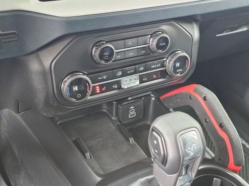 New 2026 Ford Bronco Heritage Edition AWD/4WD image 18