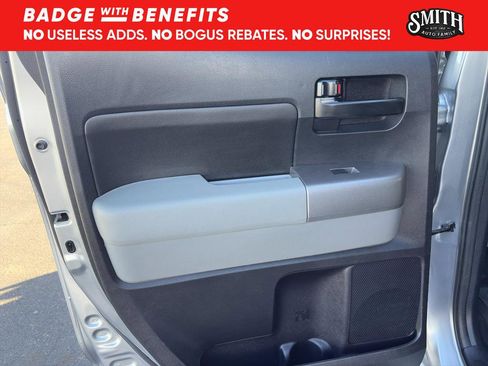 Used 2013 Toyota Tundra 4x4 Double Cab w/ Tow Pkg image 11