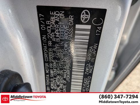 Used 2017 Toyota Prius Prime Premium FWD image 40