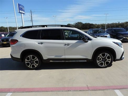 Certified 2025 Subaru Ascent Touring image 4