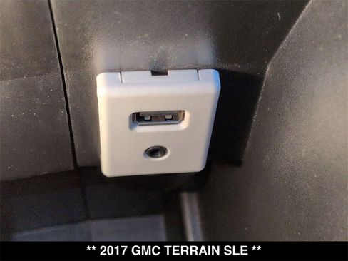 Used 2017 GMC Terrain SLE w/ Convenience Package image 25