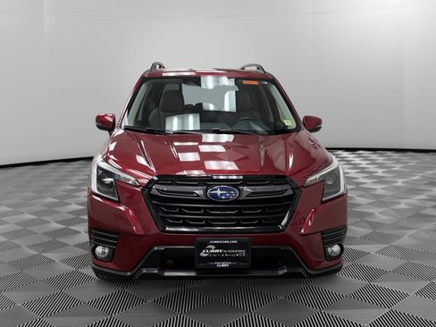 Used 2023 Subaru Forester Limited image 8