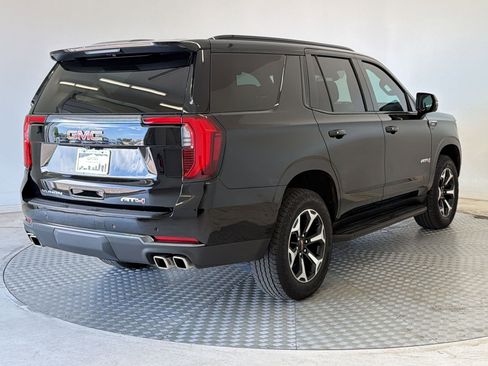 Used 2025 GMC Yukon AT4 w/ LPO, Floor Liner Package AWD/4WD image 9