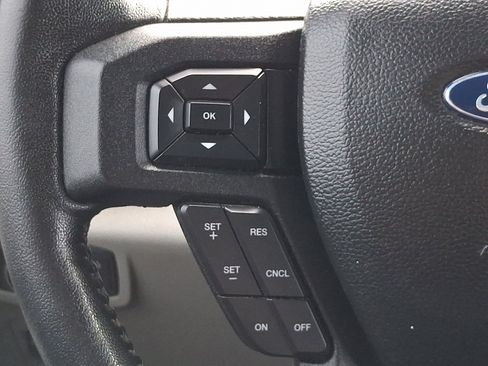 Certified 2019 Ford F150 XLT w/ Equipment Group 302A Luxury image 21