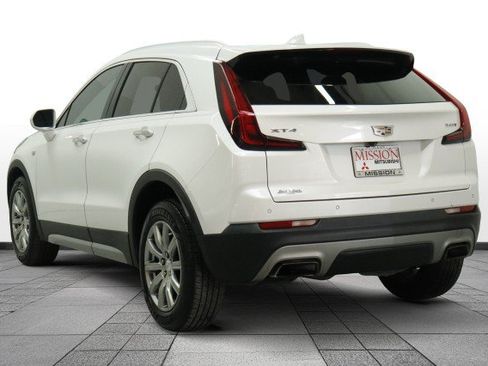 Used 2020 Cadillac XT4 Premium Luxury FWD image 5