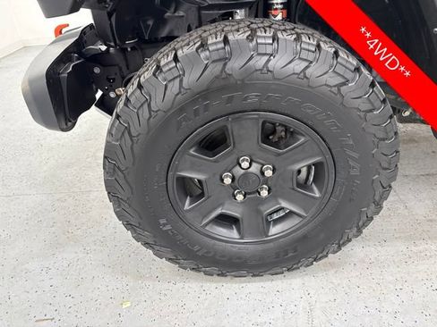 Used 2021 Jeep Gladiator Mojave AWD/4WD image 4