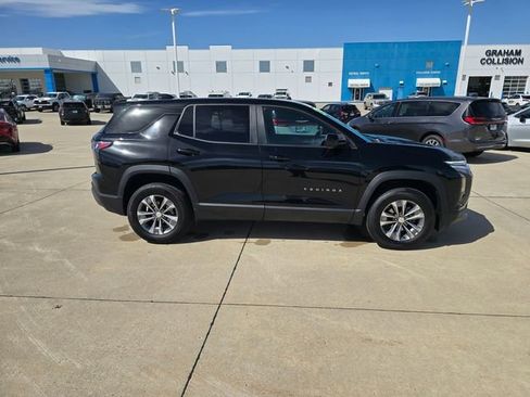 Used 2025 Chevrolet Equinox LT AWD/4WD image 15