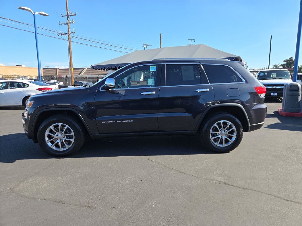 Used 2015 Jeep Grand Cherokee Limited w/ Trailer Tow Group IV AWD/4WD image 32