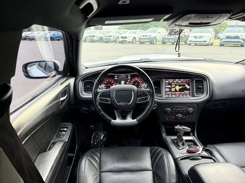 Used 2020 Dodge Charger SRT Hellcat w/ Navigation & Travel Group RWD image 30
