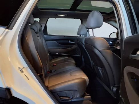 Used 2019 Hyundai Santa Fe Limited image 11