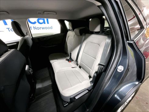 Used 2022 Ford Escape SE w/ Cold Weather Package image 15