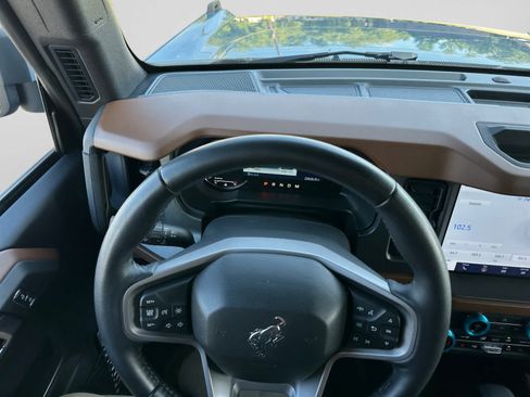 Used 2024 Ford Bronco Outer Banks AWD/4WD image 29
