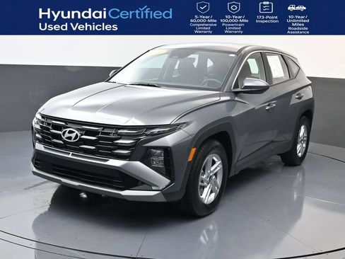 Used 2026 Hyundai Tucson SE FWD image 1