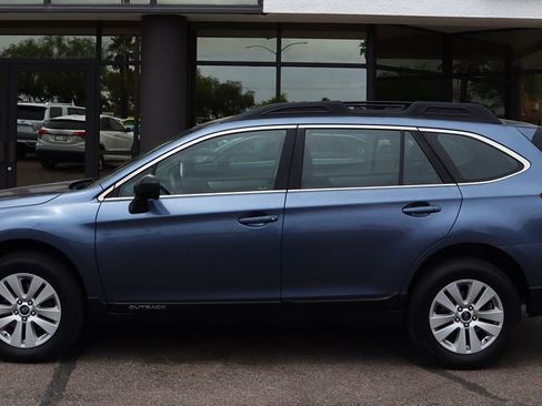Used 2018 Subaru Outback 2.5i image 8