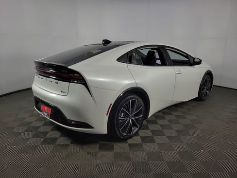 Used 2024 Toyota Prius XLE image 8