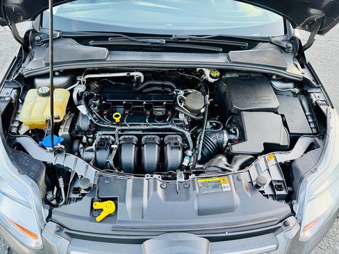 Used 2012 Ford Focus S FWD image 19