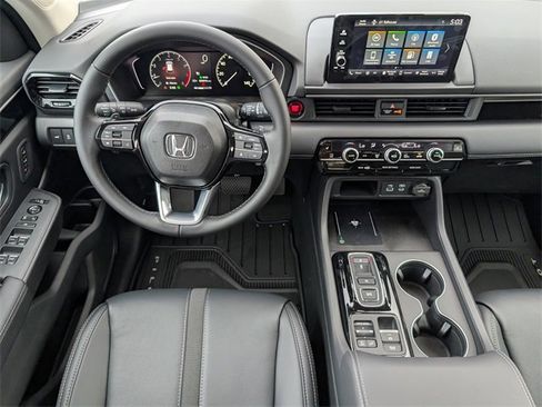 New 2025 Honda Pilot EX-L image 6