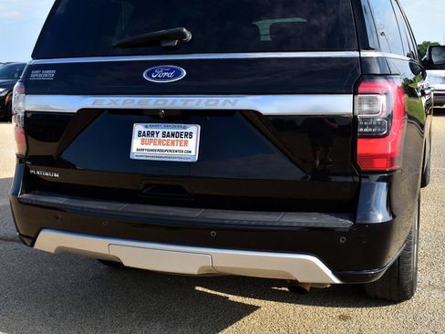 Used 2019 Ford Expedition Platinum AWD/4WD image 11